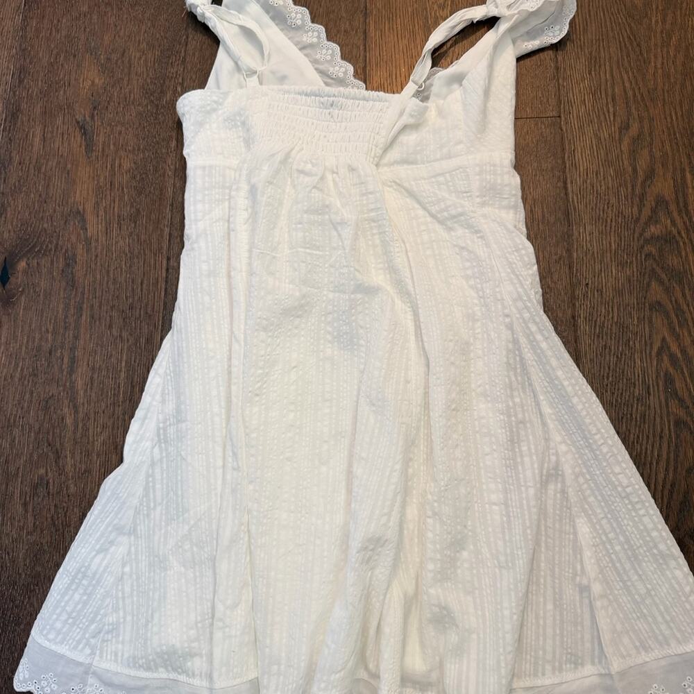 NWT Wild Fable White Eyelet Dress Sz XS - Picture 4 of 5